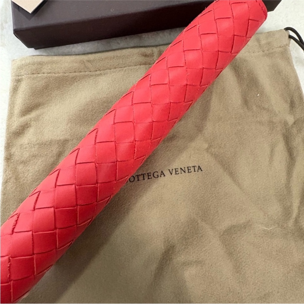 Bottega Veneta Red Intrecciato Leather  Wallet Authentic - Picture 7 of 16